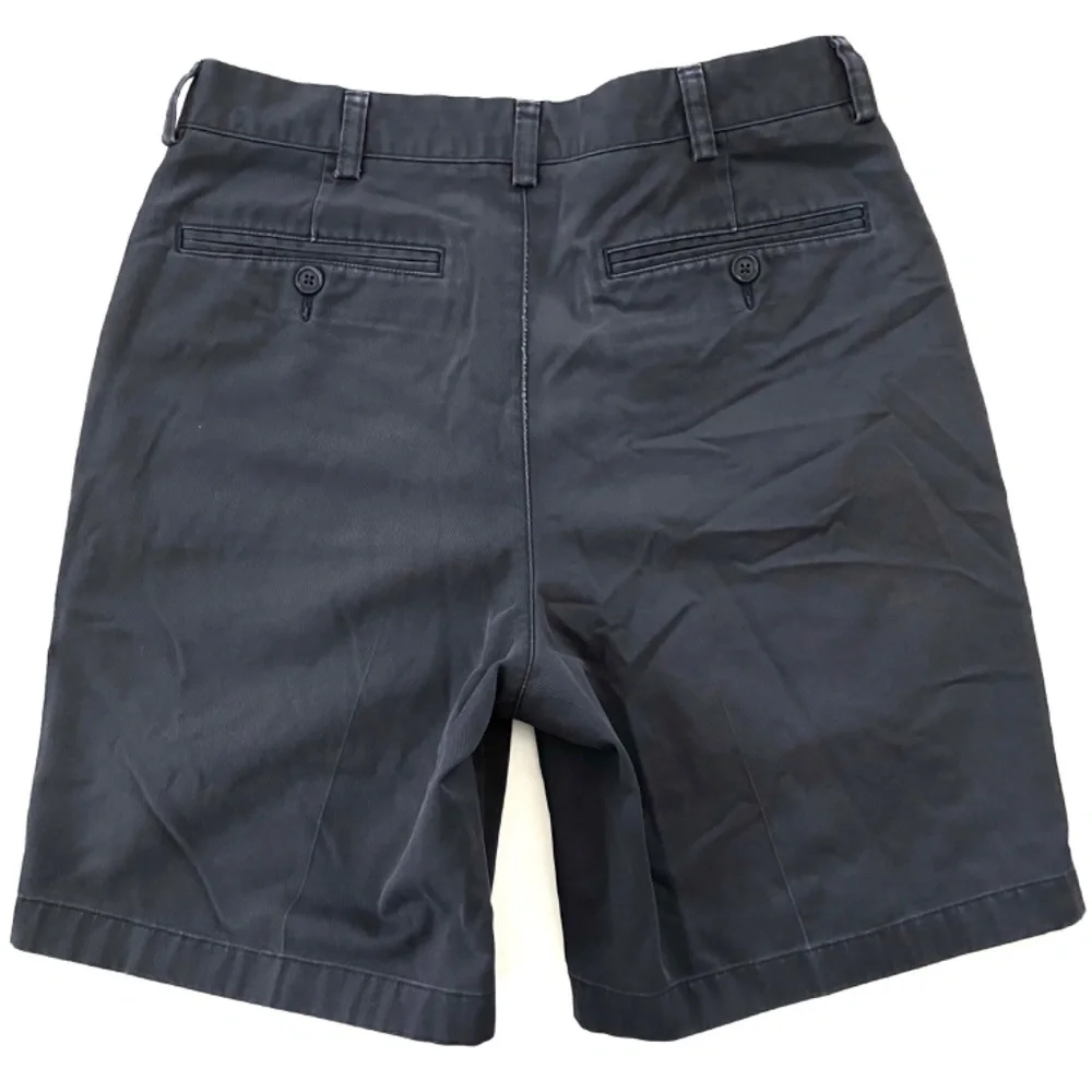 L.L. Bean Men's Size 30" Navy Natural Fit Shorts Item ID 215649 - Picture 7 of 7